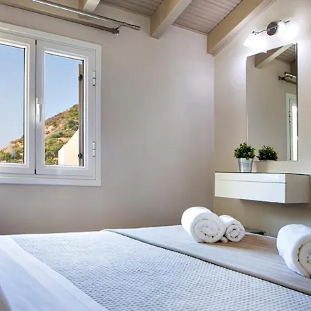 Notos Luxury & Apartment *